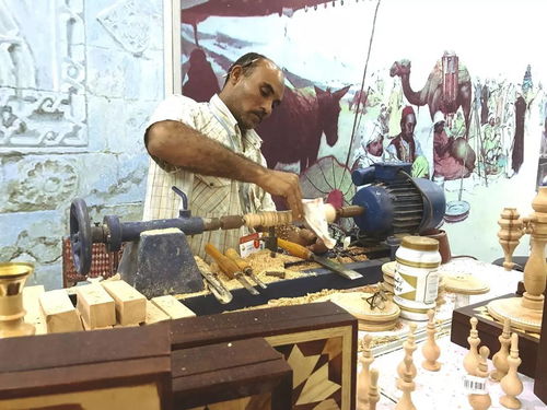 深圳文博會(huì) 非遺文創(chuàng)產(chǎn)品融合創(chuàng)新時(shí)尚，國(guó)際絲路風(fēng)情凸顯文化經(jīng)紀(jì)人服務(wù)